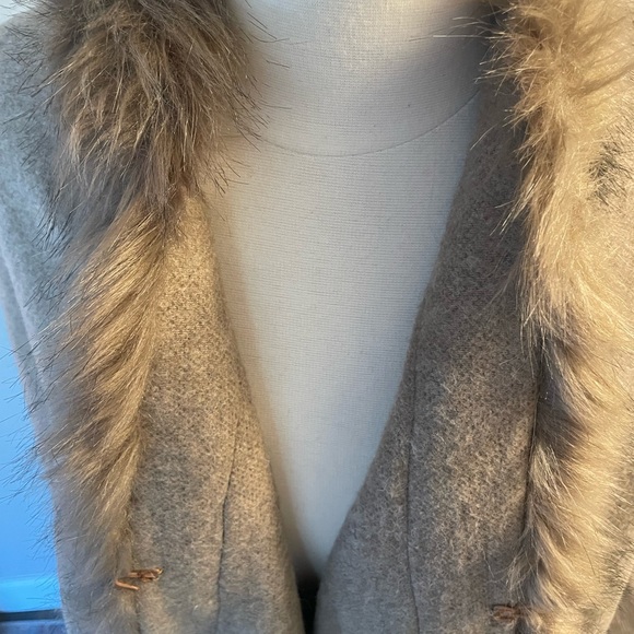 Fur Collar Shrug by Studio - Picture 2 of 7